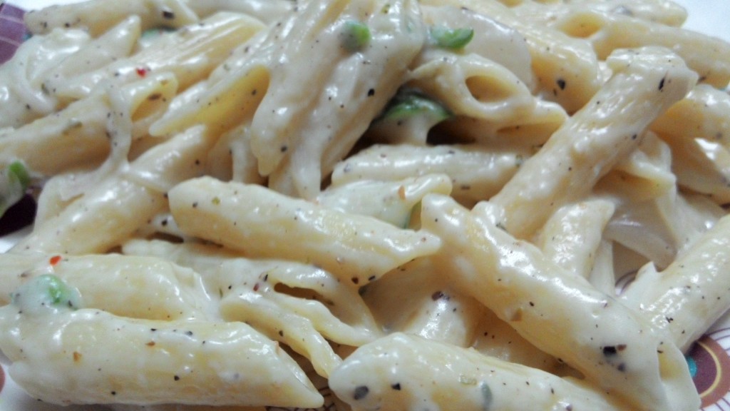 White sauce pasta